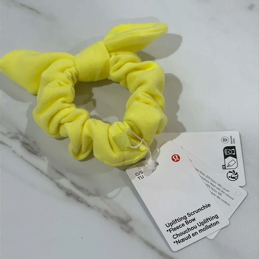 LULULEMON Uplifting Scrunchie Fleece Bow‎ – Electric Lemon 💛 NWT